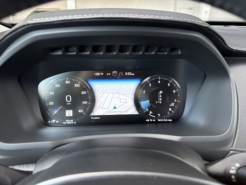 Used 2022 Volvo XC90 T6 Inscription w/ Advanced Package image 3