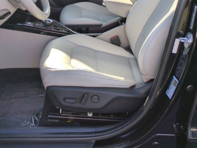 Certified 2023 Kia Niro Wind FWD image 16