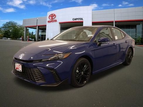 New 2026 Toyota Camry SE AWD/4WD image 4