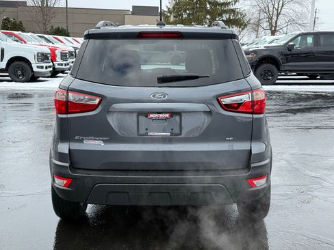 Used 2021 Ford EcoSport SE image 4