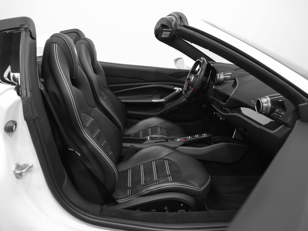 Certified 2022 Ferrari F8 Tributo RWD image 23
