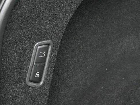 New 2024 Maserati Levante GT Ultima image 31