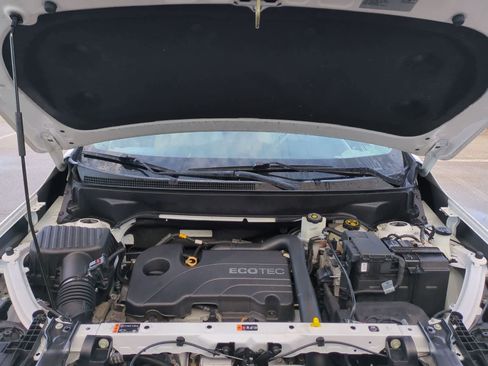 Used 2021 GMC Terrain SLT image 14