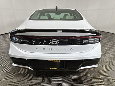 Used 2026 Hyundai Sonata SEL FWD image 3