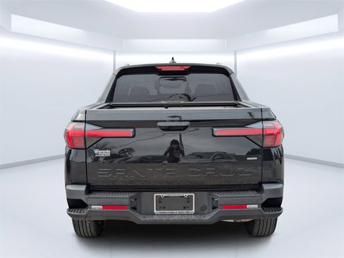 Used 2023 Hyundai Santa Cruz SEL w/ Activity Package image 4