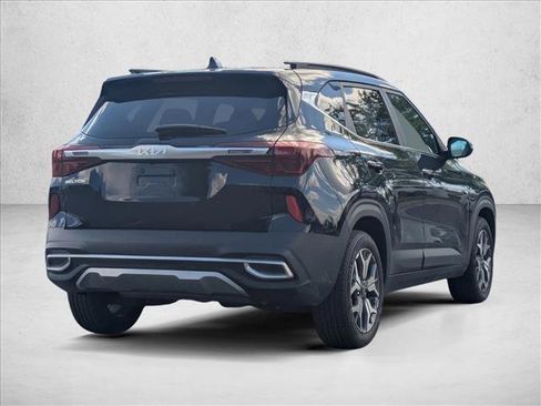 Used 2023 Kia Seltos EX AWD/4WD image 5