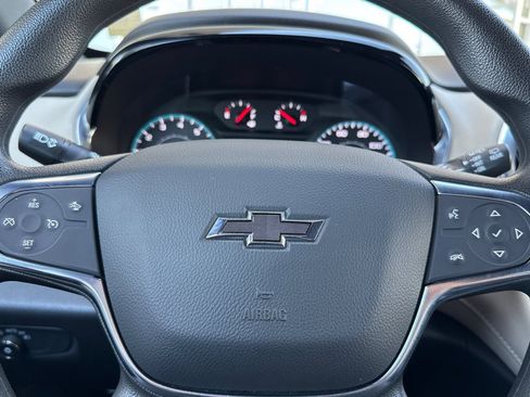 Used 2022 Chevrolet Traverse LS w/ Midnight/Sport Edition image 26