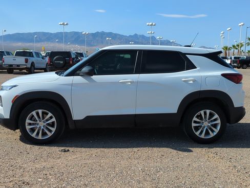 Used 2021 Chevrolet TrailBlazer LS FWD image 6