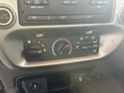 Used 2010 Ford Ranger XLT AWD/4WD image 17