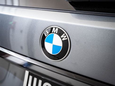 New 2026 BMW X7 xDrive40i w/ M Sport Package image 18