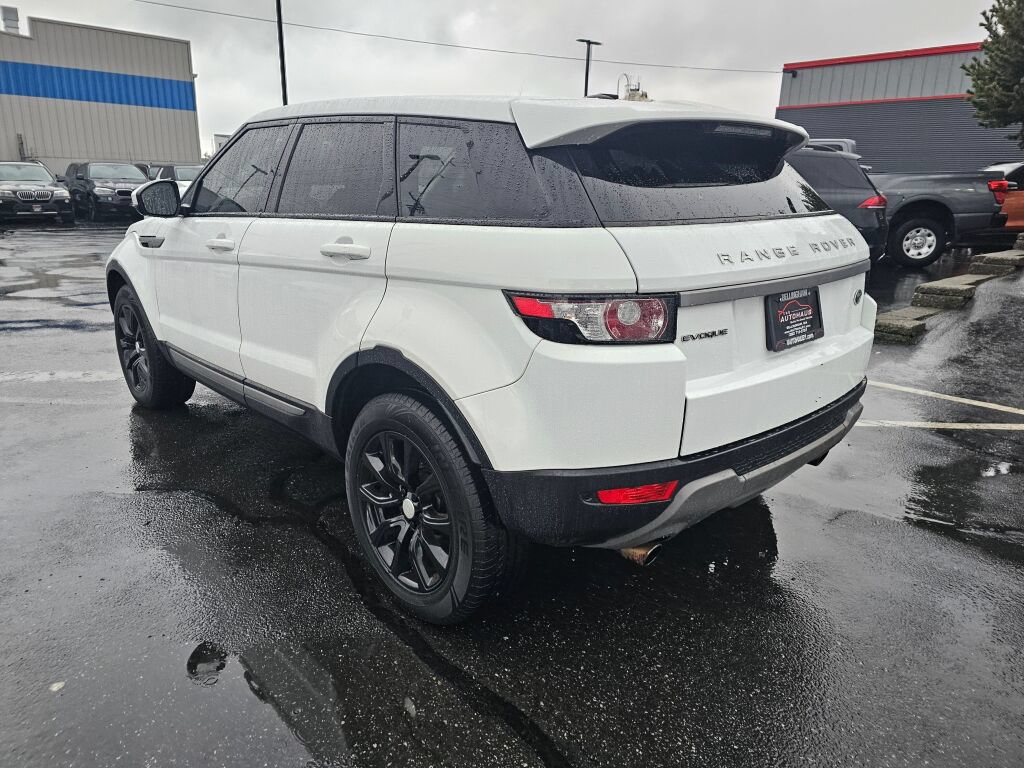 Used 2014 Land Rover Range Rover Evoque Pure AWD/4WD image 3