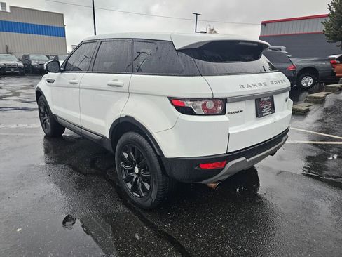 Used 2014 Land Rover Range Rover Evoque Pure image 3