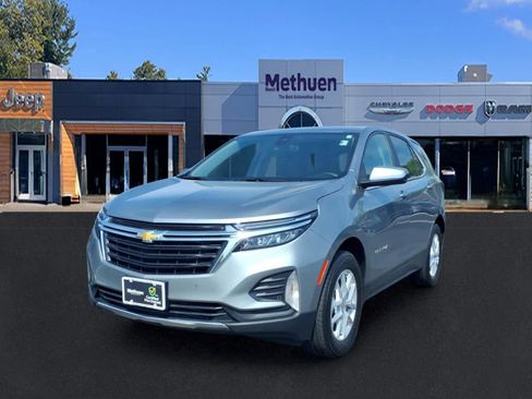 Used 2024 Chevrolet Equinox LT AWD/4WD image 3