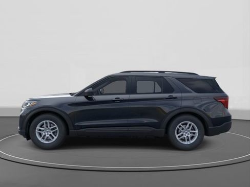 New 2026 Ford Explorer Active image 3