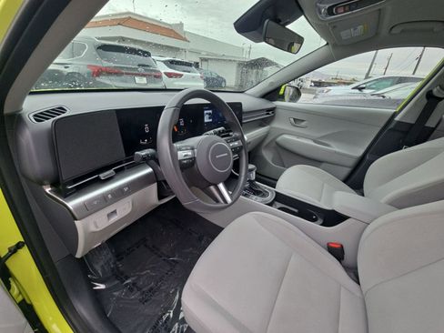 Used 2025 Hyundai Kona SEL image 25