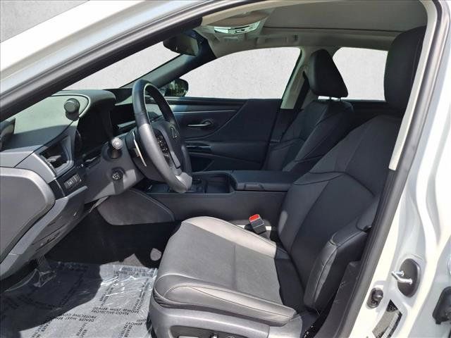 Used 2025 Lexus ES 350 w/ Premium Package FWD image 17