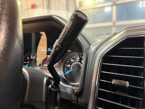 Used 2019 Ford F150 XLT w/ Equipment Group 302A Luxury image 21