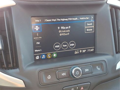 Used 2024 GMC Terrain SLE image 6