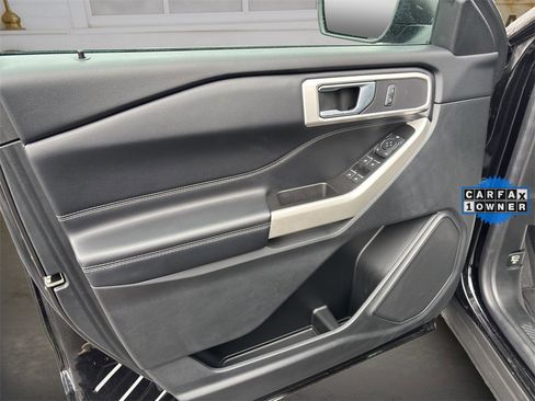 Certified 2022 Ford Explorer XLT image 25