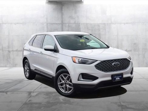 Certified 2024 Ford Edge SEL image 2