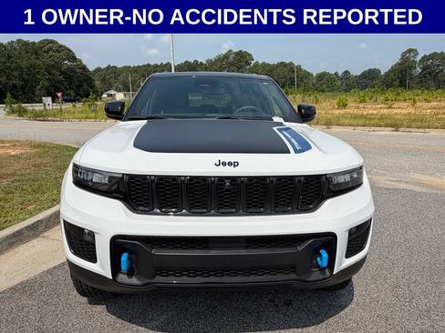 Used 2024 Jeep Grand Cherokee Trailhawk AWD/4WD image 6