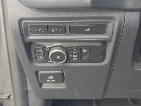 Used 2022 Ford F150 XLT w/ Equipment Group 302A High image 17