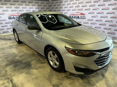 Used 2021 Chevrolet Malibu LS FWD image 5