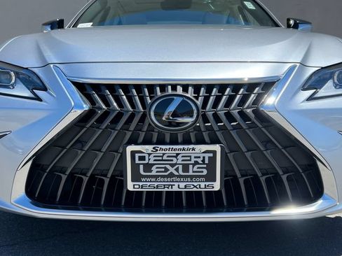 Used 2025 Lexus ES 350 w/ Premium Package FWD image 4