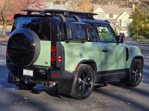 Used 2023 Land Rover Defender 110 75th Limited Edition image 7