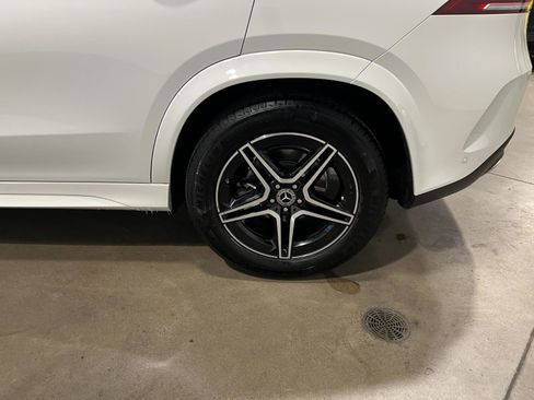 Used 2022 Mercedes-Benz GLE 350 4MATIC w/ AMG Line Exterior image 47