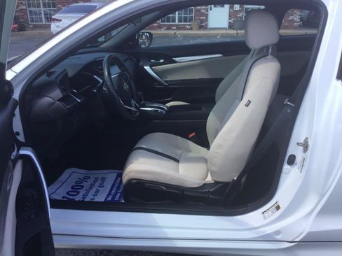 Used 2019 Honda Civic EX image 21