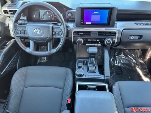 Certified 2026 Toyota Tacoma SR5 AWD/4WD image 14
