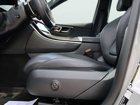 Certified 2026 Mercedes-Benz GLC 43 AMG 4MATIC image 42