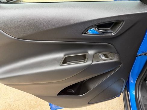 Used 2024 Chevrolet Equinox LT w/ LPO, Floor Liner Package FWD image 23