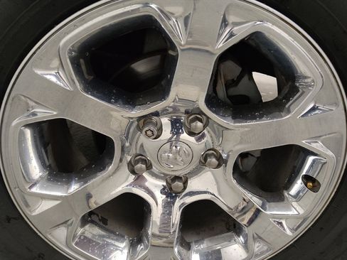 Used 2018 RAM 1500 Laramie w/ Convenience Group image 31