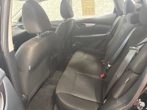 Used 2020 Nissan Rogue Sport S w/ Appearance Package FWD image 14
