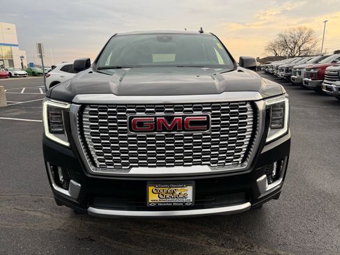 Used 2024 GMC Yukon Denali AWD/4WD image 8