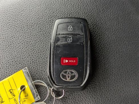 Certified 2024 Toyota Tacoma SR image 30