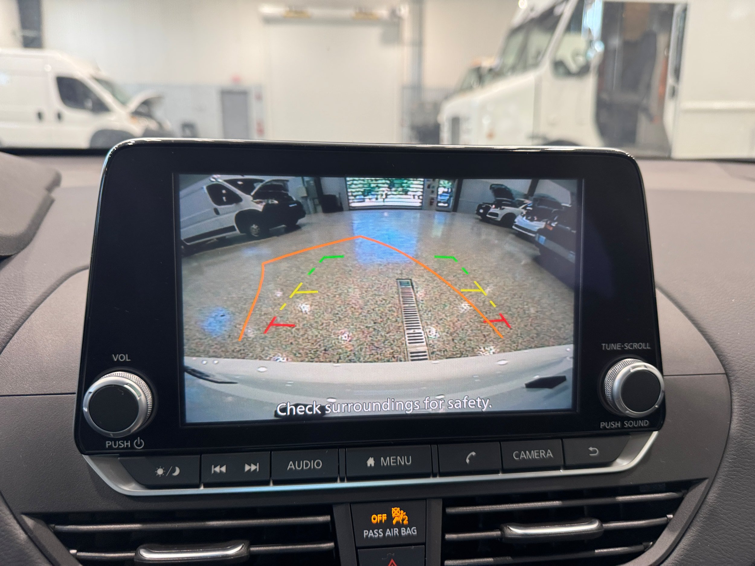 Used 2025 Nissan Altima 2.5 S FWD image 4
