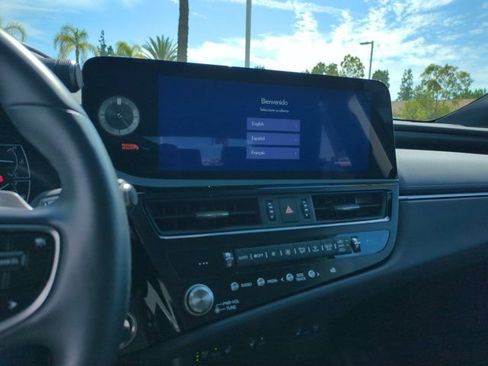 Used 2025 Lexus ES 350 w/ Premium Package FWD image 21