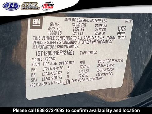 Used 2011 GMC Sierra 2500 SLE w/ SLE Preferred Package image 16