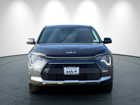 New 2026 Kia Niro LX FWD image 9