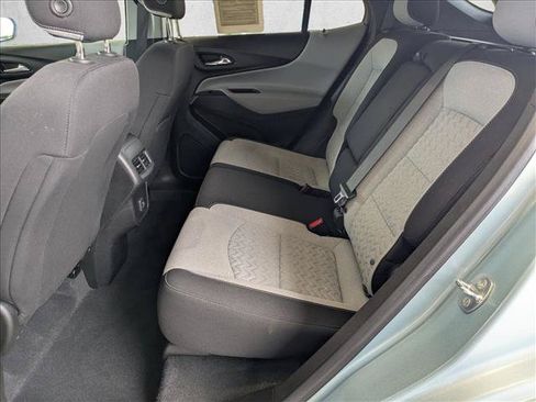 Used 2022 Chevrolet Equinox LT FWD image 16
