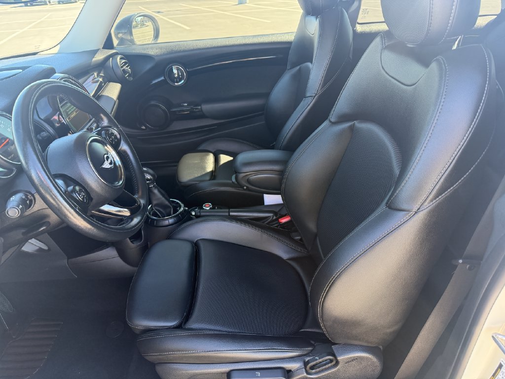 Used 2017 MINI Cooper S FWD image 10