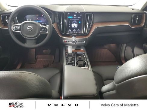 Used 2023 Volvo XC60 B5 Plus w/ Climate Package image 16