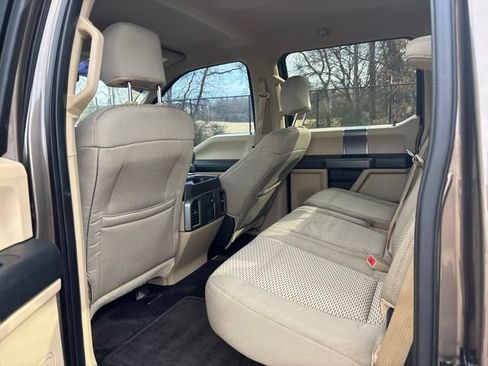 Used 2015 Ford F150 XLT w/ Equipment Group 302A Luxury image 13