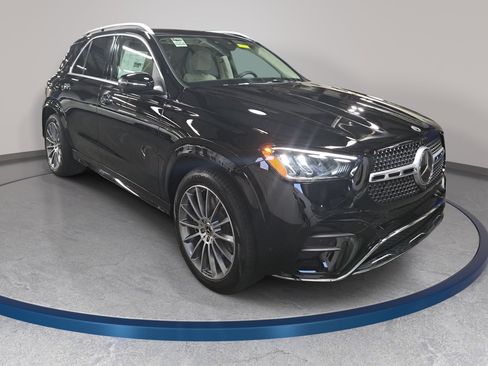 New 2026 Mercedes-Benz GLE 450 4MATIC image 3