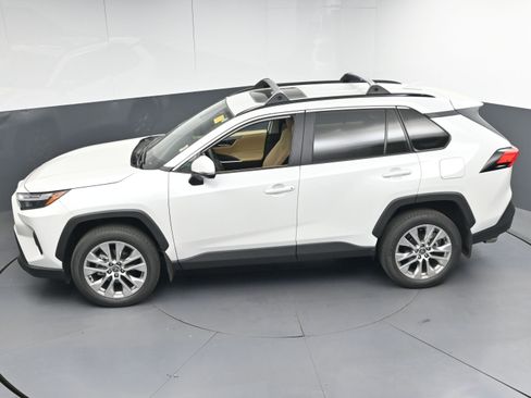 Certified 2025 Toyota RAV4 XLE Premium image 37