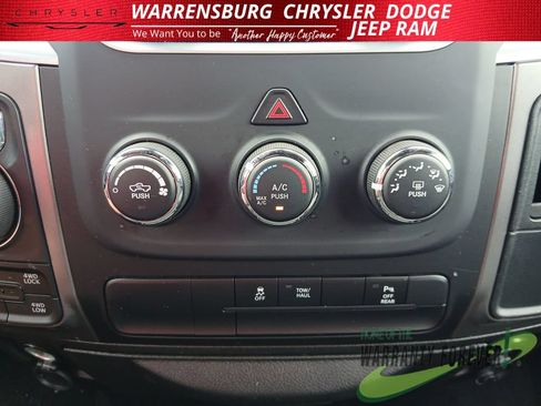 Used 2024 RAM 1500 Warlock AWD/4WD image 21