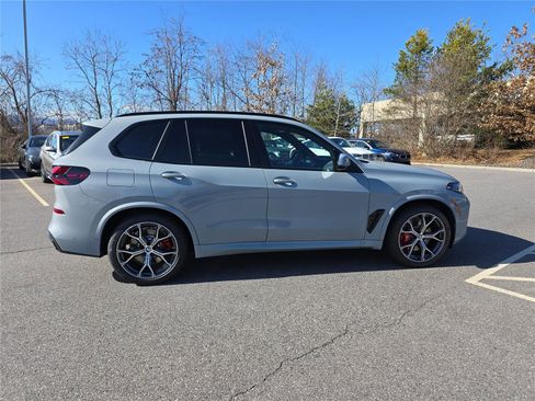 New 2026 BMW X5 xDrive50e w/ M Sport Package image 2